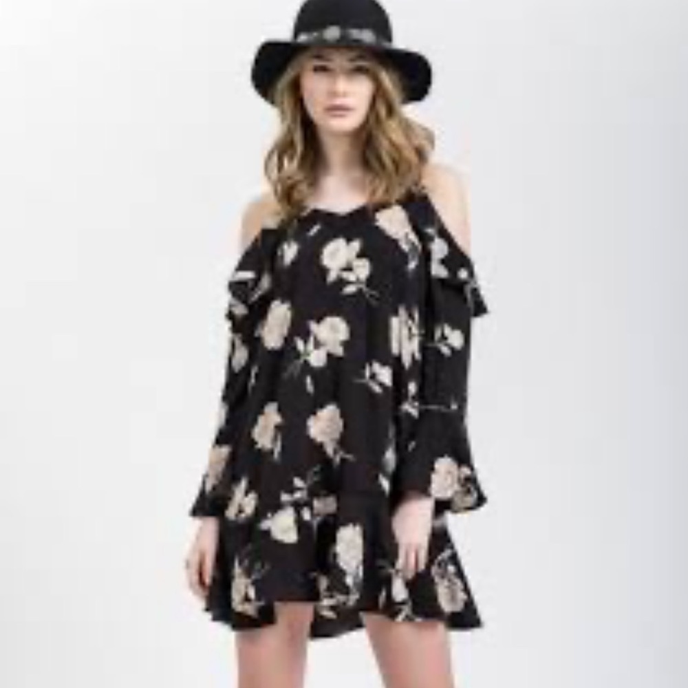Blue pepper floral ruffle lagenlook dress size S